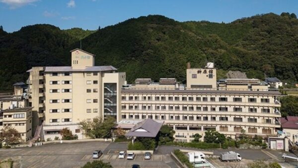 まろき湯の宿　湯元　榊原館　（津市）