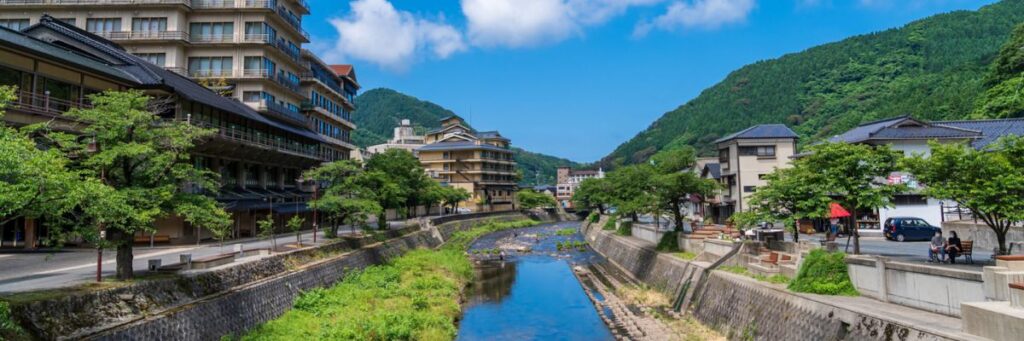 のむ温泉　あつみ温泉　湯之里橋飲泉所