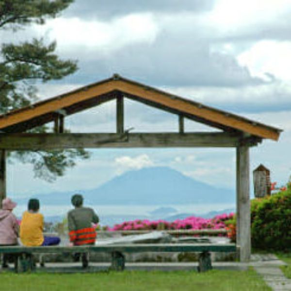 龍石の湯 足湯・硫黄泉