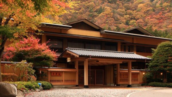 西山温泉 慶雲館